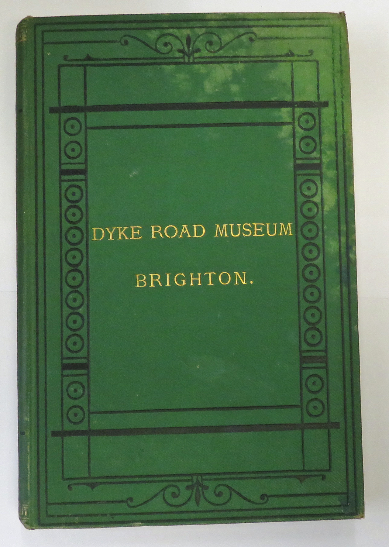 Catalogue Of The Cases Of Birds In The Dyke Road Museum Brighton 