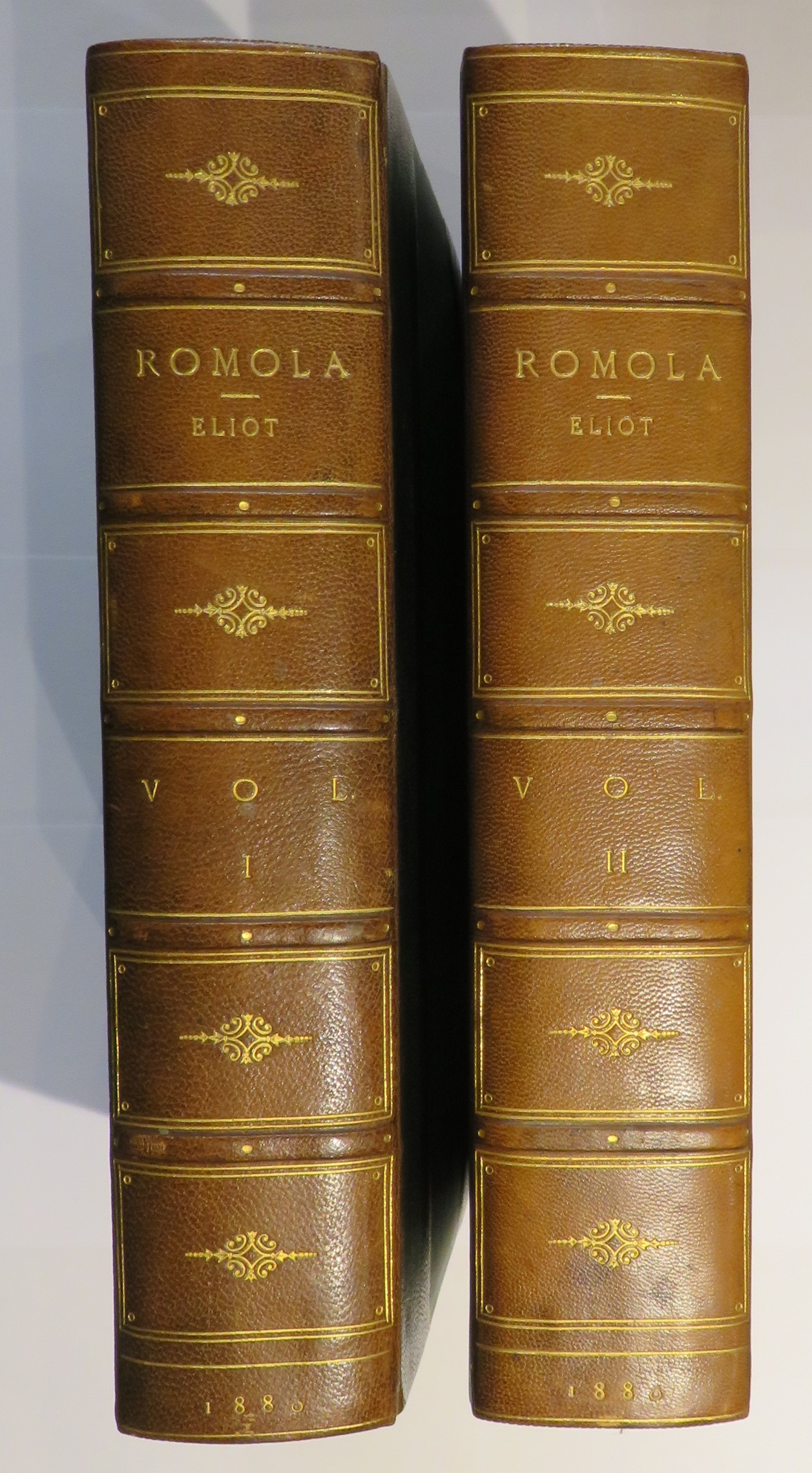 Romola in Two Volumes 